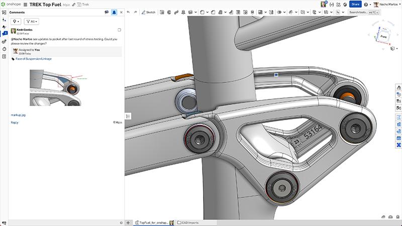 Collaborating in Onshape made simple by simultaneously accessing the same document.